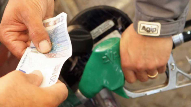 Distributori di benzina: 1 su 5 &egrave; irregolare