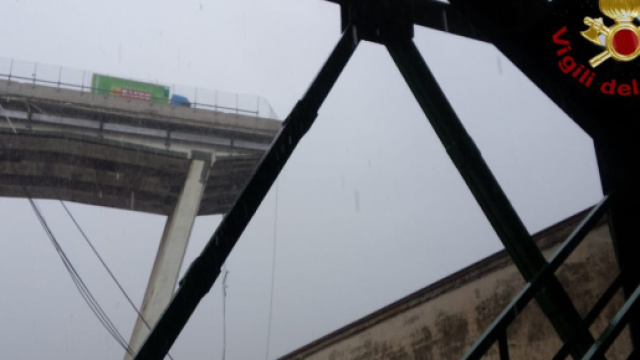 Si aggrava il bilancio delle vittime del crollo