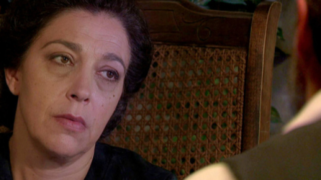 Il Segreto: Donna Francisca in manicomio