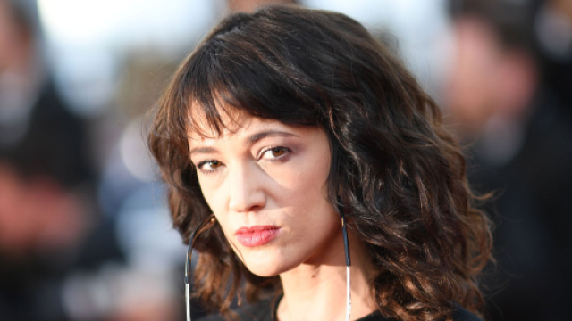 Asia Argento nega di aver avuto rapporti sessuali con un dicassettenne