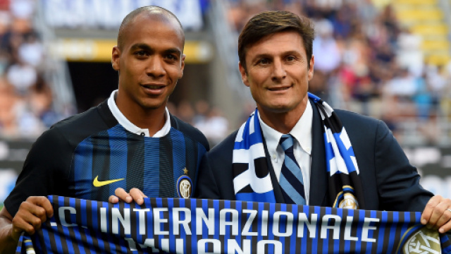 Calciomercato Inter: beffa Joao Mario, Rafinha vicino al Betis Siviglia