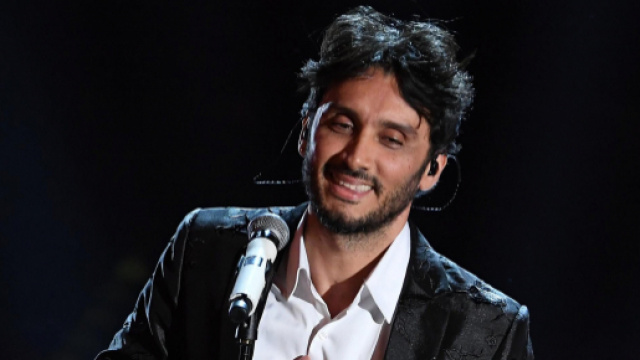 Fabrizio Moro a Trani, oggi il concerto in piazza Duomo