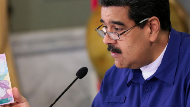 Le Venezuela multiplie les salaires pour sauver son &eacute;conomie