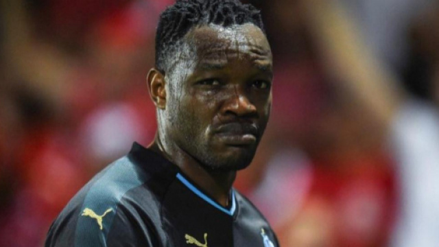 Steve Mandanda va &ecirc;tre forfait durant trois &agrave; quatre semaines, ce qui est un coup dur pour l'OM.