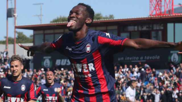 L'attaccante del Crotone Nwankwo Simy