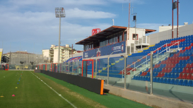 Lo stadio comunale "Ezio Scida" di Crotone