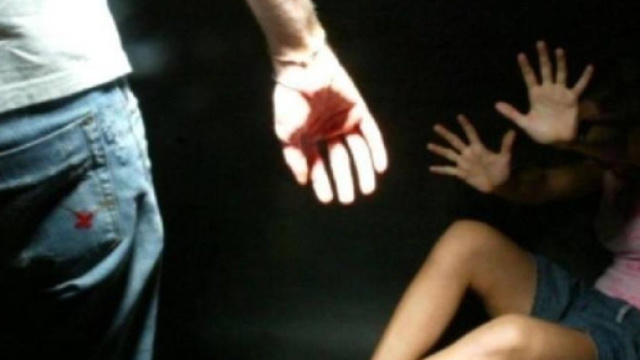 Minorenne violentata sulla spiaggia a Jesolo da uno straniero.