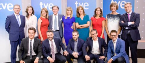 Foto grupal de los presentadores de TVE