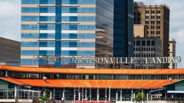 Folle sparatoria a Jacksonville in Florida