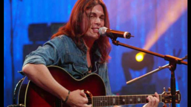 Gianluca Grignani riceve un nuovo premio alla carriera. Blasting News