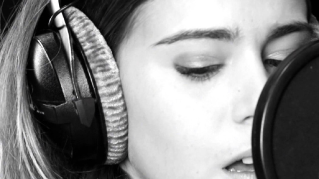 Barbara Opsomer - Super l'amour (Version acoustique) - YouTube - youtube.com