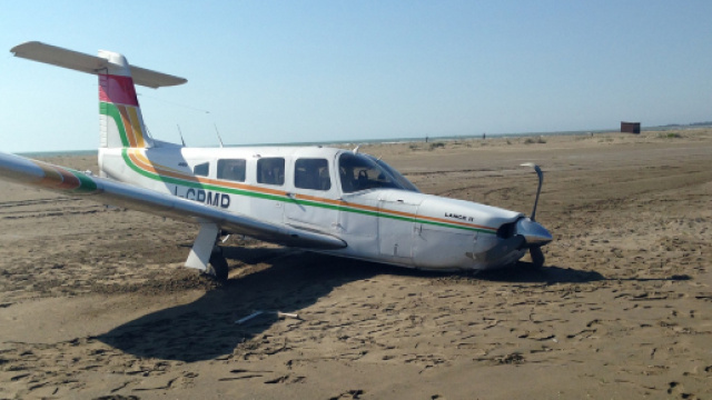 Francia, precipita aereo turistico decollato dalla Germania e diretto a Marsiglia: 2 morti (in foto un aereo precipitato)