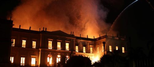 Fuerte incendio en el Museo Nacional de R&iacute;o de Janeiro