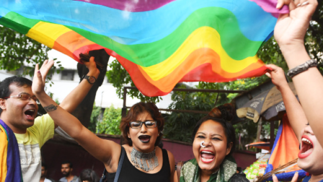 Storico in India: l&rsquo;omosessualit&agrave; non &egrave; pi&ugrave; reato