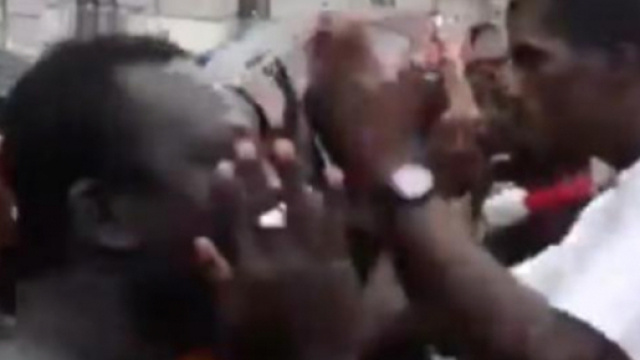 I migranti insultano Matteo Salvini