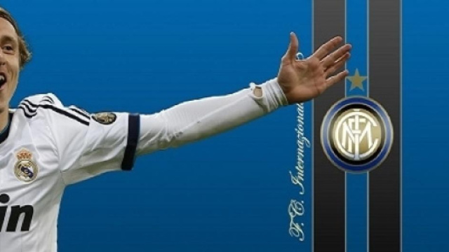 Modric potrebbe accettare l'idea di trasferirsi prima a all'Inter e poi in Cina.