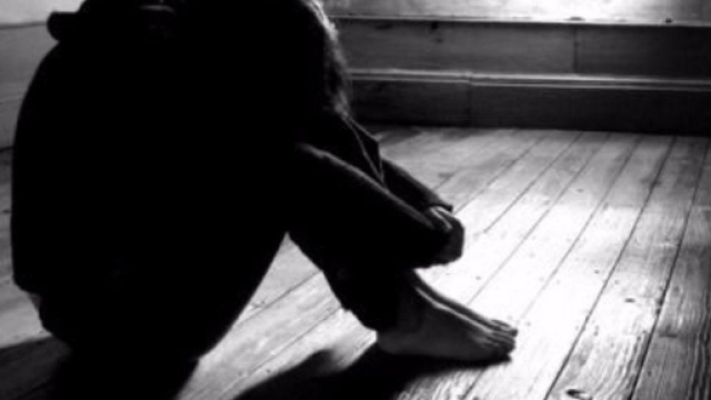 Napoli, fisioterapista ai domiciliari per abusi su minorenni autistici.