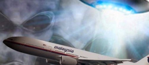 Los alien&iacute;genas pudieron haber desaparecido el vuelo de Malasia Airlines