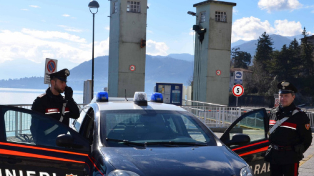 Stupro di gruppo su minorenni : arrestati tre giovani, un quarto uomo in fuga