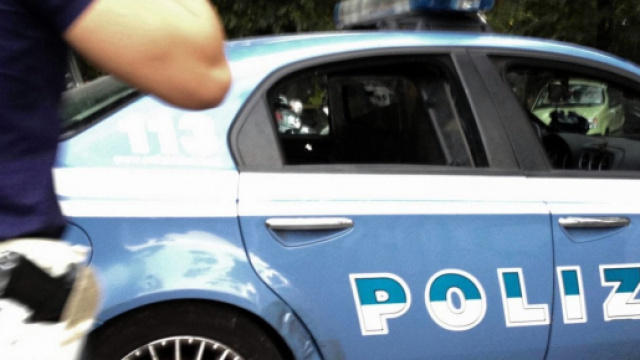 Caserta, tortura la compagna e la 'marchia' a fuoco: arrestato