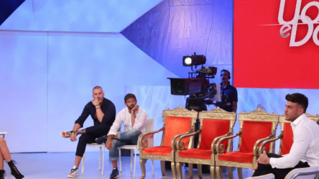 Acceso confronto tra Sara e Luigi nello studio di Uomini e Donne
