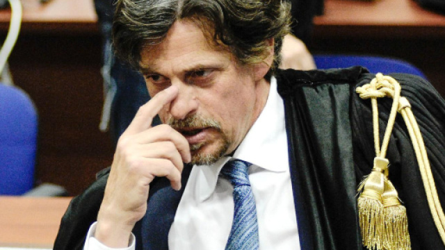 Magistrati stanno cercando profughi per denunciare Salvini