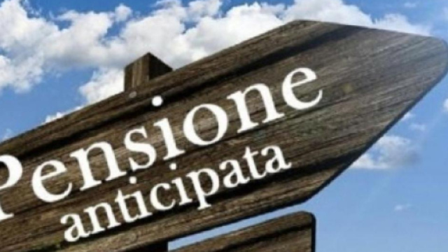 Pensioni con la nuova quota 100 o con l'Ape sociale, differenze, vantaggi e svantaggi.