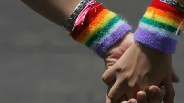 Verona, aggressione omofoba nella notte nei confronti di una coppia omosessuale.