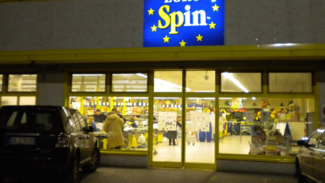 Lecce, 'Banda dell'Eurospin' ancora in azione: nella serata di ieri rapinato il discount di Carmiano