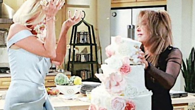 Beautiful, puntate americane: rissa tra Brooke Logan e Taylor Hayes.