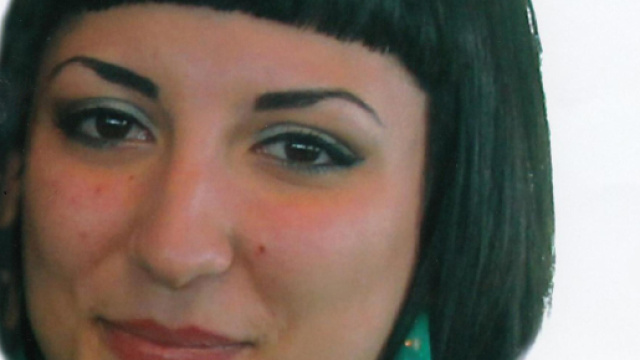 Michela Deriu, giovane 22enne, morta suicida.