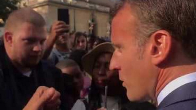 Gaffe di Macron sul lavoro (Fonte: actu buzz - Youtube)