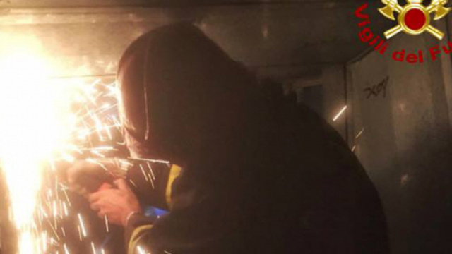 I Vigili del Fuoco non hanno salvato Andrea Barone, caduto per fare un selfie