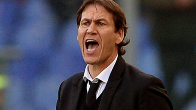 Rudi Garcia estime qu'il est difficile de conserver la seconde place du championnat, et appelle ses hommes &agrave; se 'bouger'