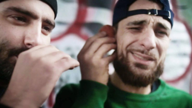 Roma, follia sulla metro B: il rapper Gast sequestra convoglio in diretta su Instragram
