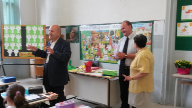 Lecco: i bimbi scioperano contro il compagno violento, solo 3 alunni in classe