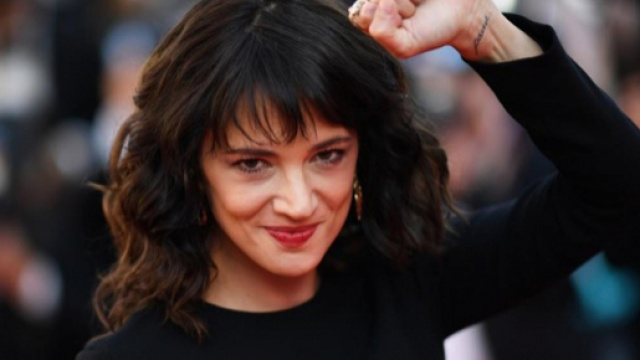 X Factor 12: Asia Argento non torner&agrave; in giuria, ancora ignoto il nome del suo sostituto.