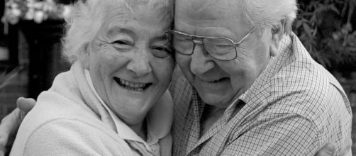 Venezuela / Atropellan a tres personas de la tercera edad durante una protesta