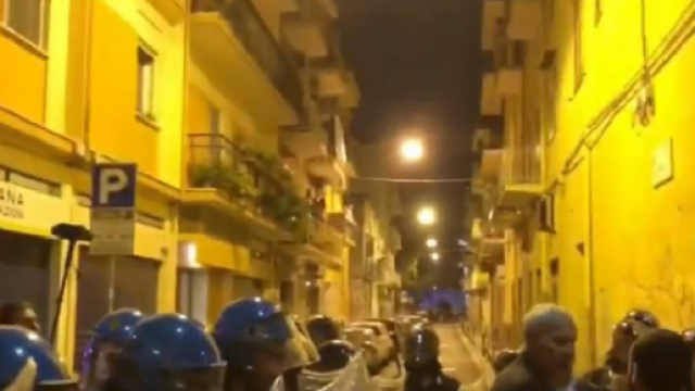 30 attivisti di Casapound condotti in Questura a Bari dopo un aggressione