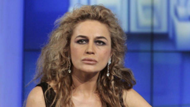 Lory Del Santo, confessione choc a Verissimo: 'Mio figlio Loren si &egrave; suicidato'.