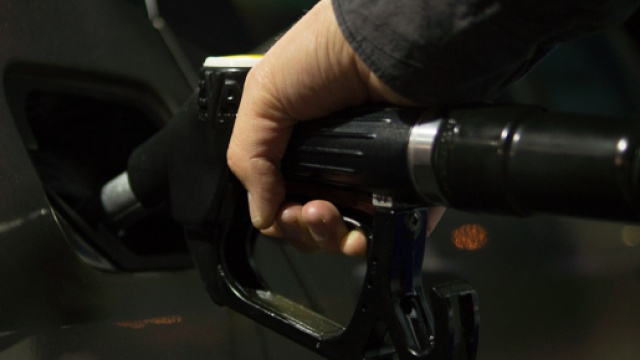 Benzina, aumenti in arrivo: le cose da sapere
