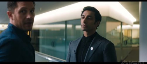 Eddie Brock ambushes Carlton Drake in the first clip of the 'Venom' movie [Image Credit: IGN/YouTube screencap]