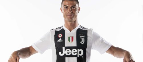 Cristiano Ronaldo fue expulsado en su debut en la Champions (&ndash; Kashmir Sports Watch - ksportswatch.com)