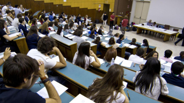 Test d'ingresso per la Facolt&agrave; di Medicina: a Palermo in 1000 avrebbero barato