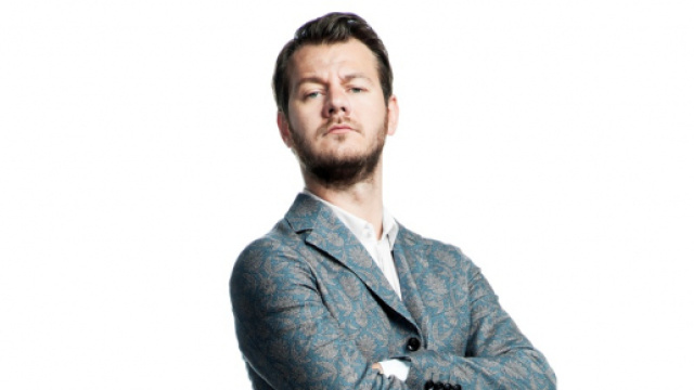 E poi c'&egrave; Cattelan a teatro: da marted&igrave; 25 settembre in Tv su Sky 1 - onstageweb.com