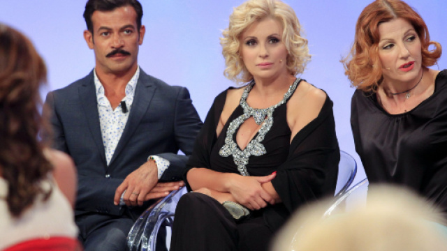 Uomini e Donne trono classico, Gianni Sperti e Tina compensi