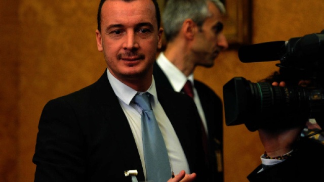 M5S, 'Abolire l'Ordine dei Giornalisti': il Movimento ritorna sulla questione dell'abolizione dopo la vicenda di Rocco Casalino