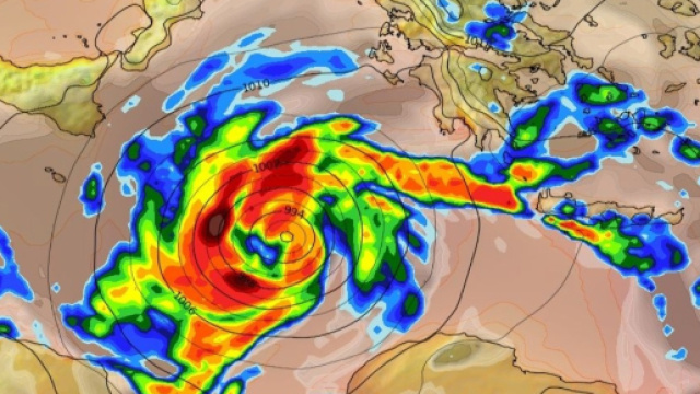 Il Medicane Zorbas in formazione sul Mediterraneo