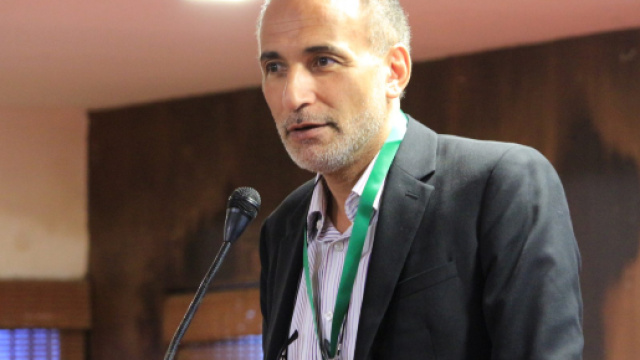 La version des faits de Tariq Ramadan mise &agrave; mal par l'&eacute;tude de ses SMS.