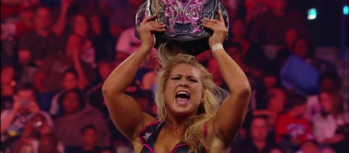 Many WWE fans are hoping that these five women's stars will make their way back to the ring someday. - [WWE / YouTube screencap]